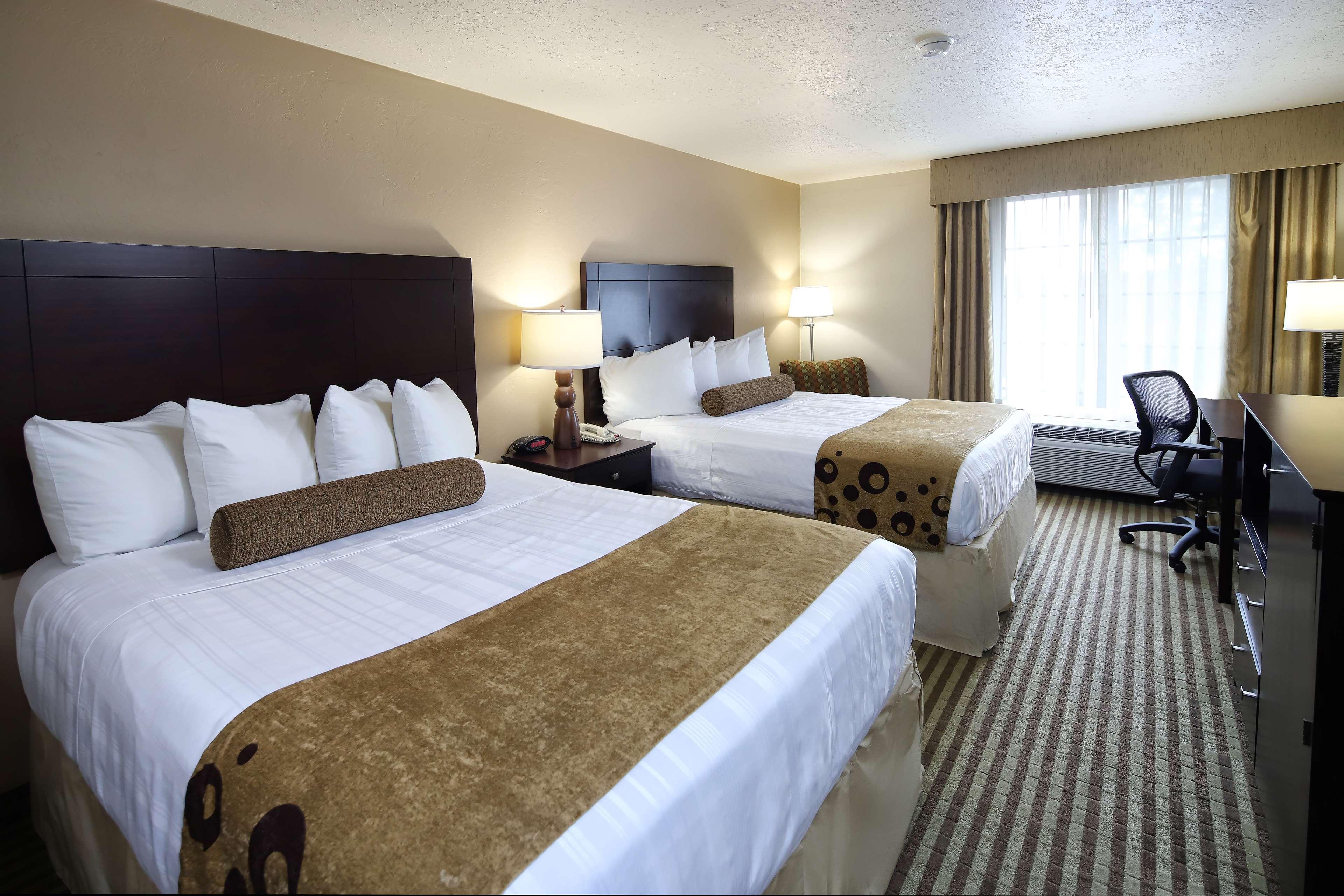 Wyndham Tucson Airport Hotel & Conference Center Exterior photo